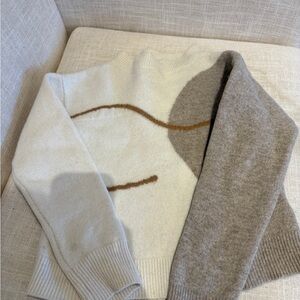 Petite Studio White and Gray Sweater